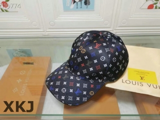 LV Snapback Hat AAA Quality (2)