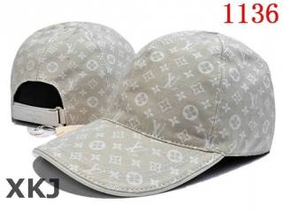 LV Snapback Hat AAA Quality (5)