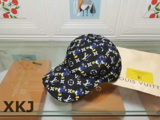 LV Snapback Hat AAA Quality (10)