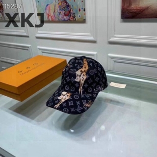 LV Snapback Hat AAA Quality (11)