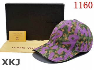 LV Snapback Hat AAA Quality (26)