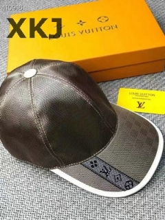 LV Snapback Hat AAA Quality (39)