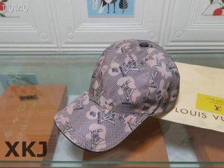 LV Snapback Hat AAA Quality (45)