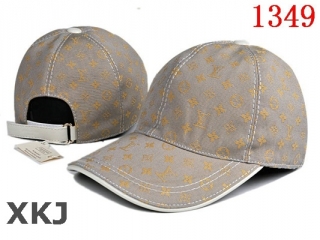 LV Snapback Hat AAA Quality (46)