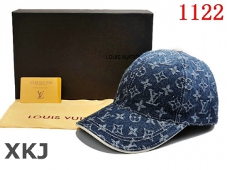 LV Snapback Hat AAA Quality (48)