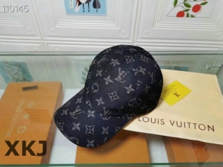 LV Snapback Hat AAA Quality (57)