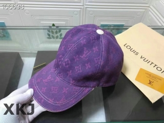 LV Snapback Hat AAA Quality (58)