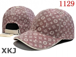 LV Snapback Hat AAA Quality (77)