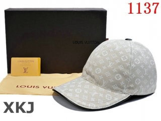 LV Snapback Hat AAA Quality (84)