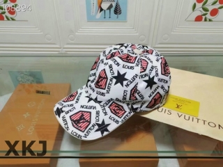 LV Snapback Hat AAA Quality (86)