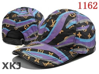 LV Snapback Hat AAA Quality (105)