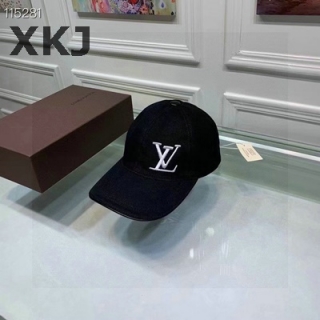 LV Snapback Hat AAA Quality (127)