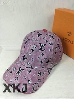 LV Snapback Hat AAA Quality (129)